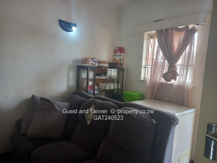 1 Bedroom Flat to Rent - Avenues Area close to David Livingstone Primary