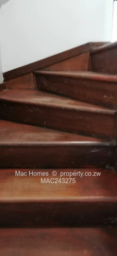 Avenues Finest- 2 bed Duplex Garden flat