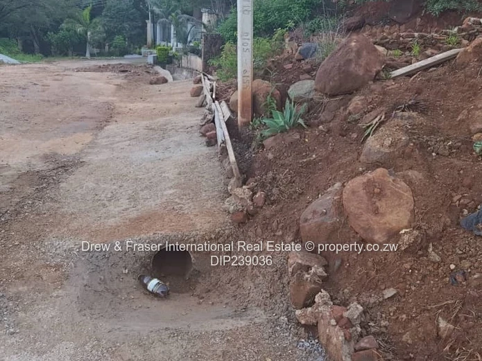 Glen Lorne 3,122m² Elevated Stand - Views & Tarred Road