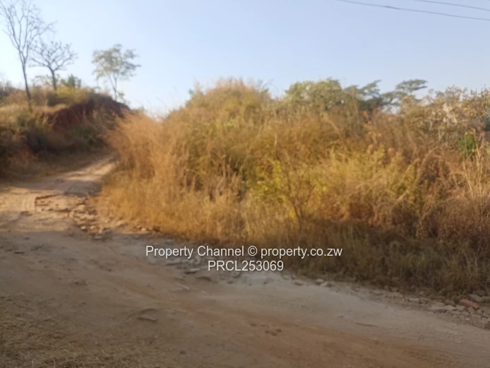2500m² Sloping Stand with Road Access & Power, Philadelphia, Harare North