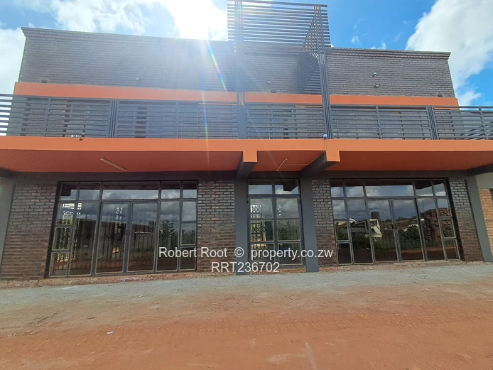 Brand new Shop/Retail space in a busy area!