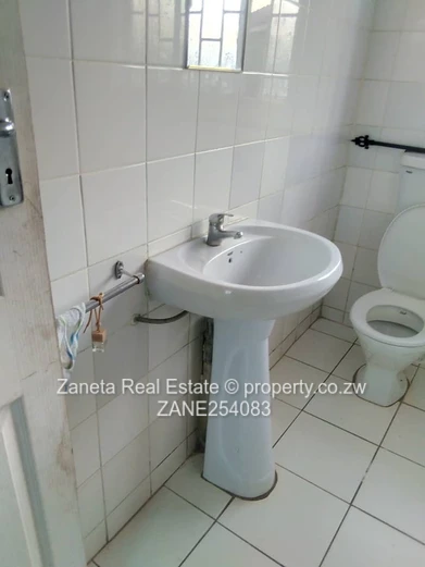 2 bed cottage for rent in Adylin near AFM