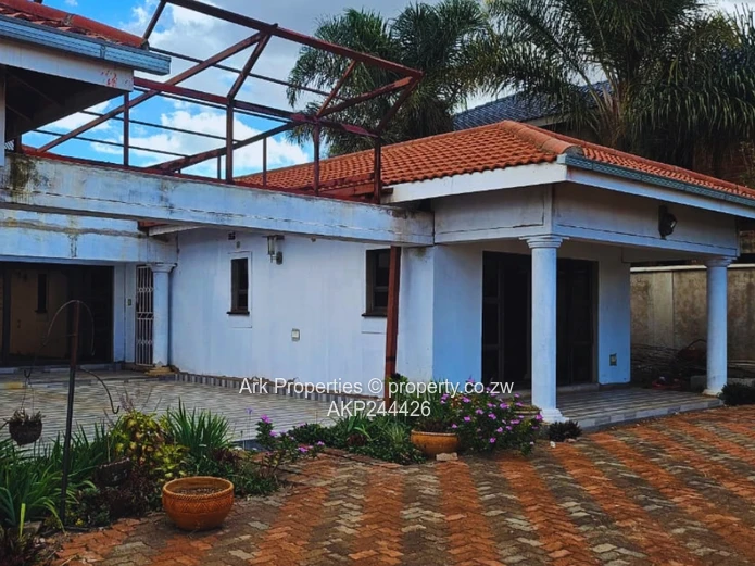 House for Sale – Belvedere West