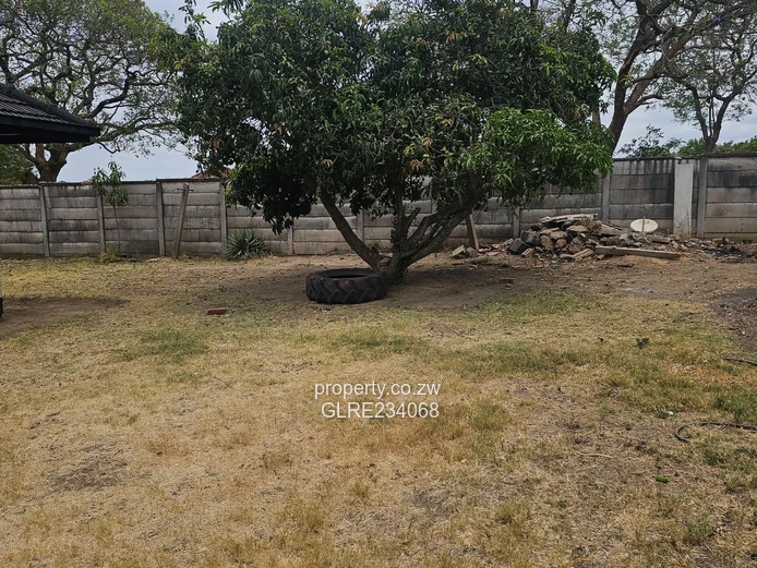 Spacious Corner Property in Mabelreign FORSALE 