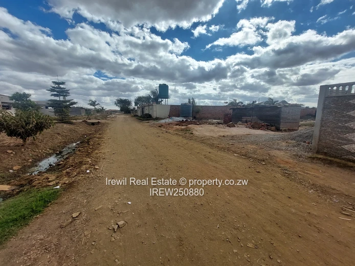 Sandton Park Phase 3 Fully Furnished 4 Bed (Sole Mandate)