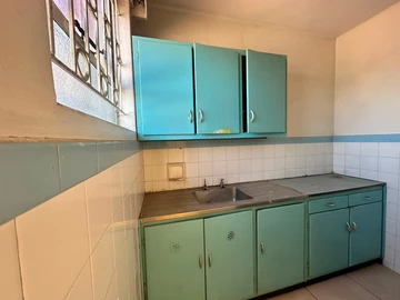 Flat & Apartment