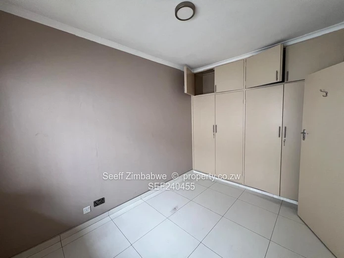  Modern 2-Bedroom Apartment 