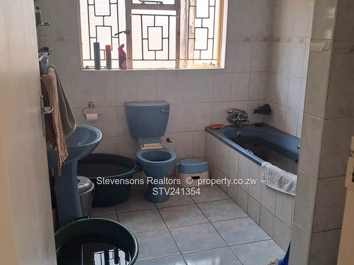 Charming 4 bed House in Bloomingdale 