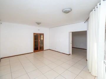 3 Bedroom Garden Flat
