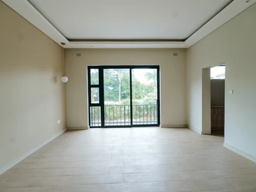 5 Bedroom Garden Flat