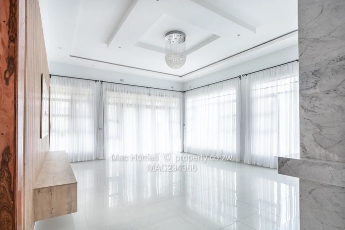 Brooke's Finest- Newly Built House