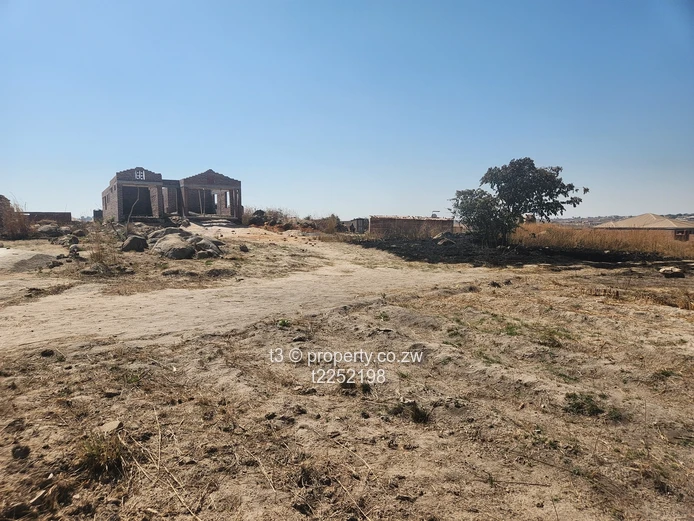 Ruwa Goshen Park Stand for Sale