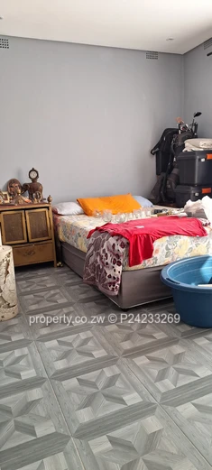 Modern Cluster House In Prospect