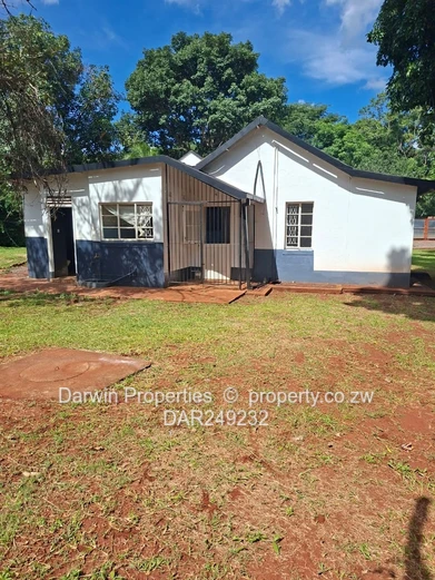 Two Bedroomed Cottage With Spacious Private Garden