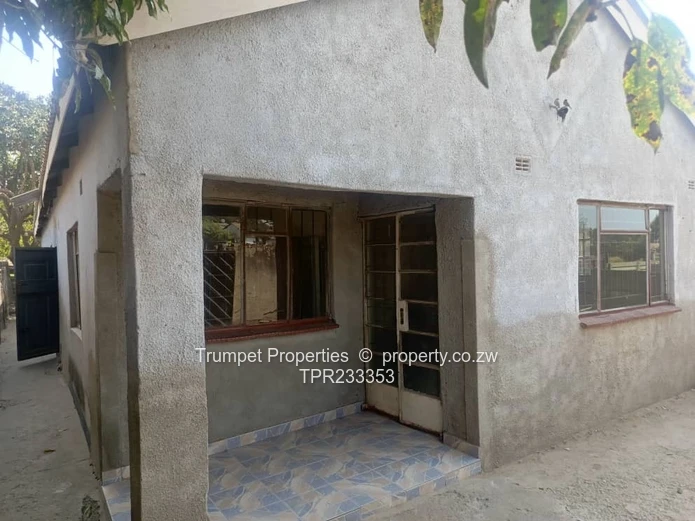 Mufakose House For Sale