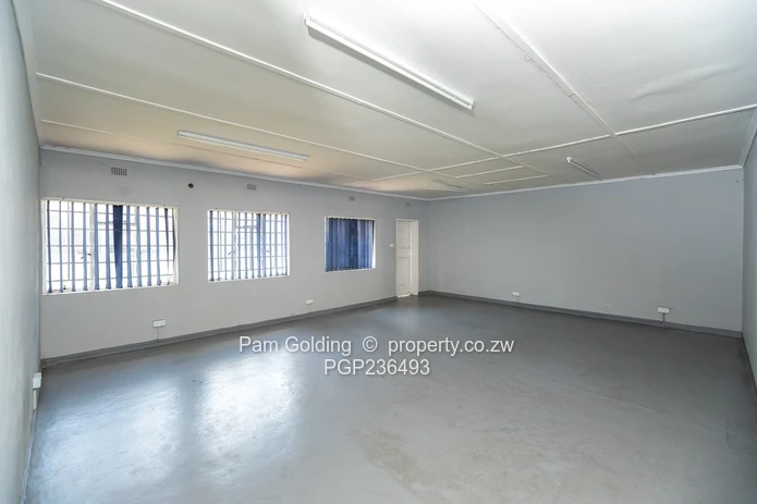 Msasa Warehouse /Factory , Location, Location !!!!! (Sole Mandate)