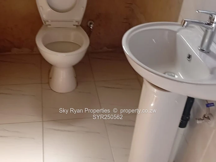 Masvingo, Victoria Range House For Sale