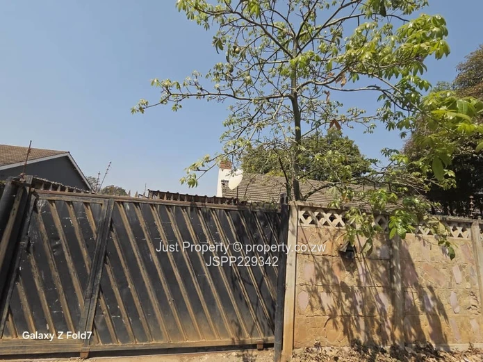 Prime location Garden Flat for sale