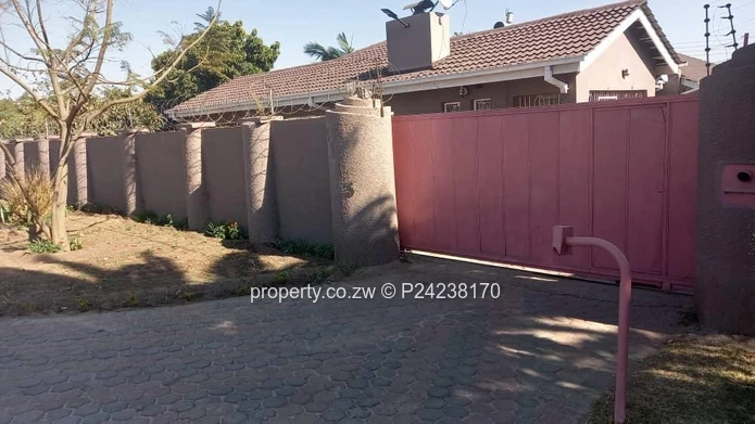 Mainway Meadows $600