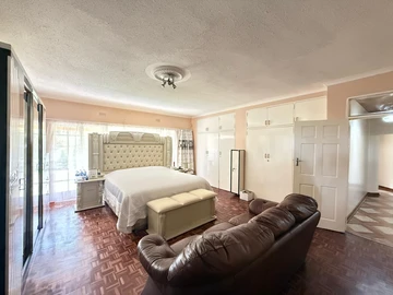 Commercial & Industrial Land