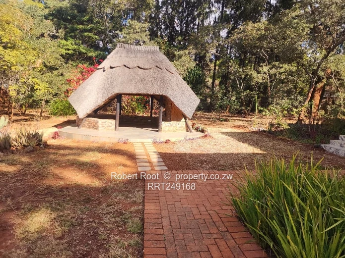 Spacious Family Home with Additional Accommodation For Rent in Chisipite