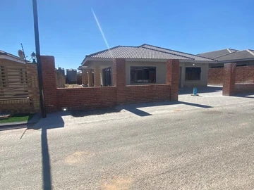 4 Bedroom Townhouse Complex