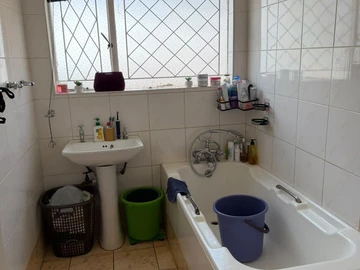 2 Bedroom Garden Flat