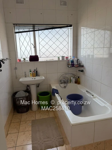 Garden flat for sale