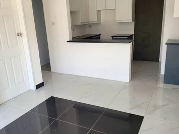3 Bedroom Flat & Apartment