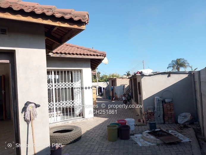 Glen View  1 Extension  House  for rent 