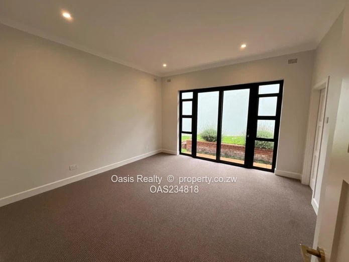 Modern Executive Townhouse - Luxury Living Redefined