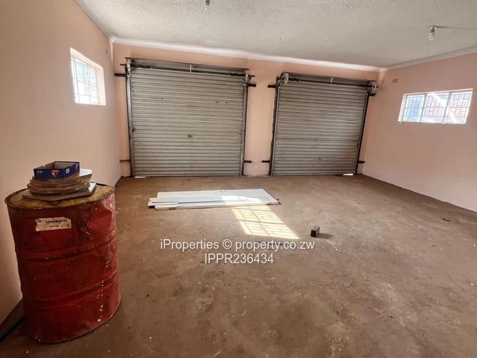 3 Bedroom Townhouse for Sale in Bluff Hill