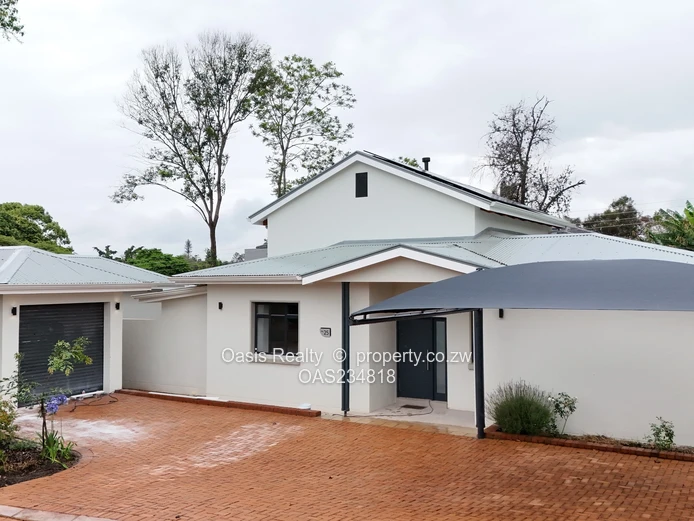 Modern Executive Townhouse - Luxury Living Redefined