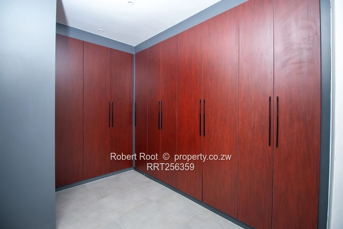Modern Newly Built, 4 Bed Family Home, On 2000 Sqm