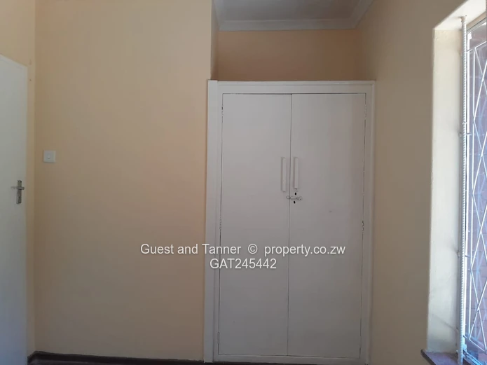 Modern 3-Bedroom Home to Rent in Haig Park, Mabelreign