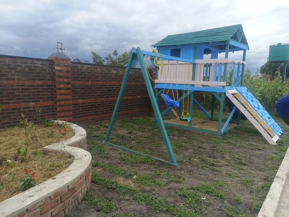 3 Bedroom Flat & Apartment