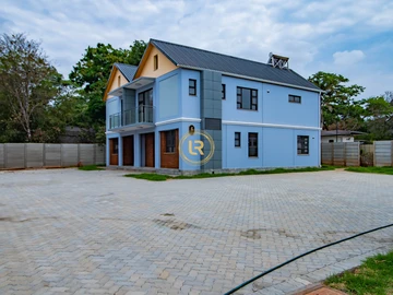 4 Bedroom Townhouse Complex