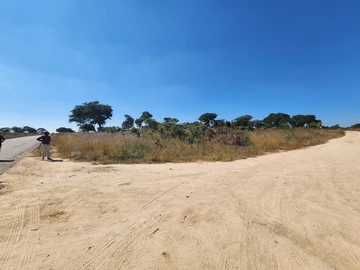 Commercial & Industrial Land