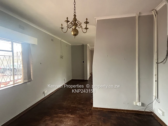 Charming 1970s-Style Home with Cottage & Excellent Extras