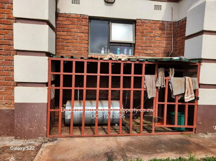 Mt Pleasant Heights: 4-Bed Family Home with Borehole