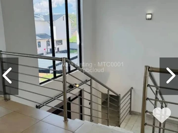 4 Bedroom Flat & Apartment