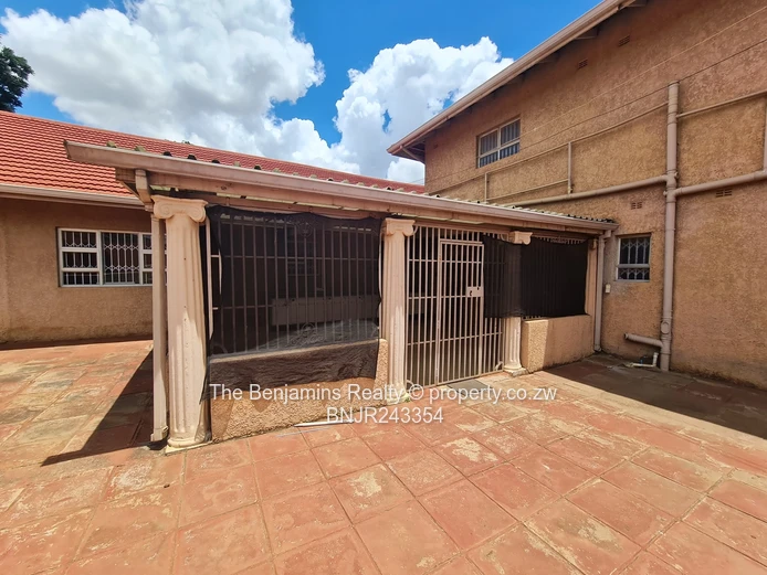 4 Bed House To Let In Belvedere