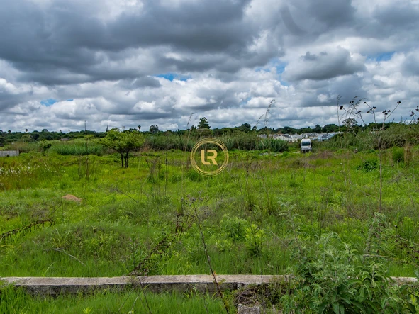 Commercial & Industrial Land