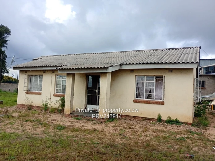 Kelvin Industrial Workshop — Walled Yard & Workshop 3,793m² (Sole Mandate)