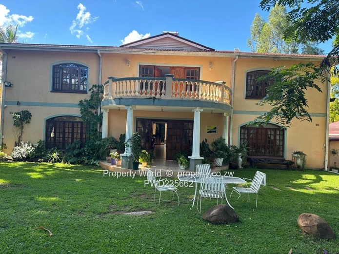 5 Bedroom House for Sale in Rolf Valley