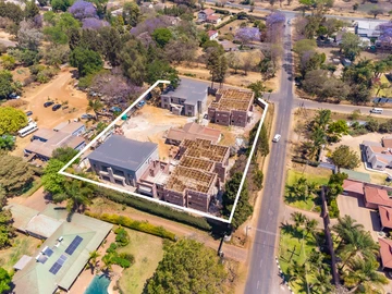 3 Bedroom Flat & Apartment