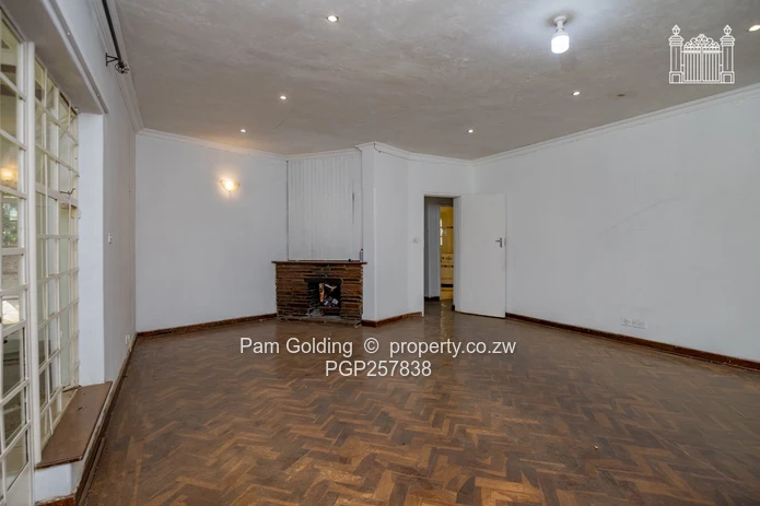 Property In A Promising Location In Highlands (Sole Mandate)