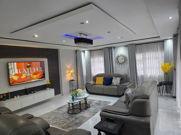 4 Bedroom House