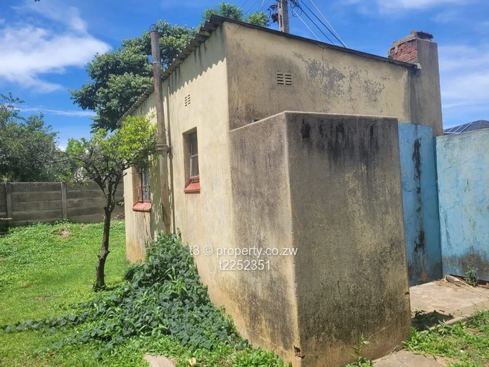 Eastlea Home with Large Garden 