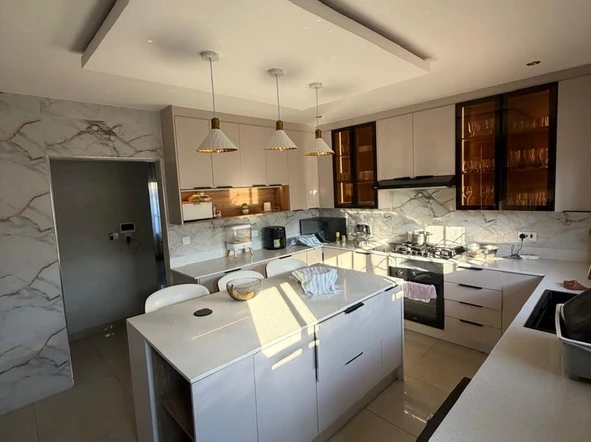 4 Bedroom House